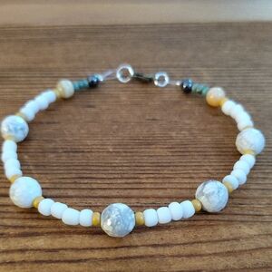 Men's White Howlite 8 inch Beaded Bracelet, Handmade Men's Bracelet